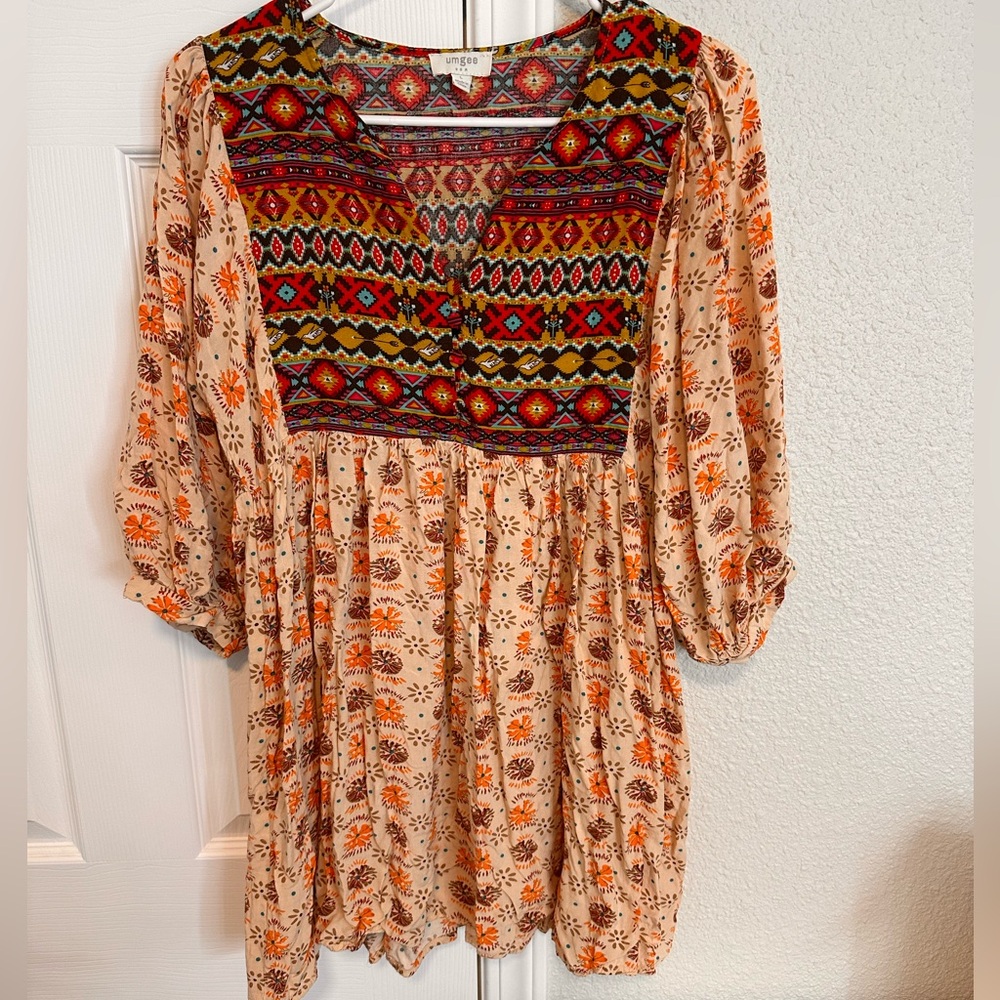 Umgee Beige and Red Patterned Long Sleeve Dress